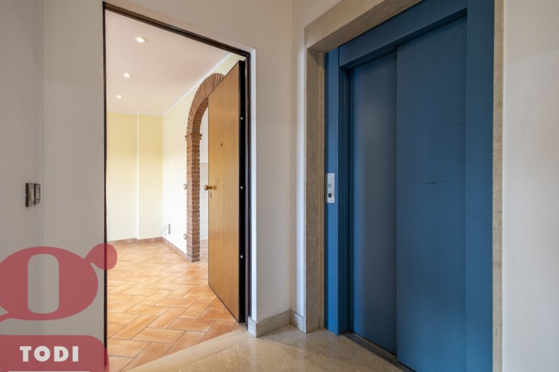 Lägenhet i Todi