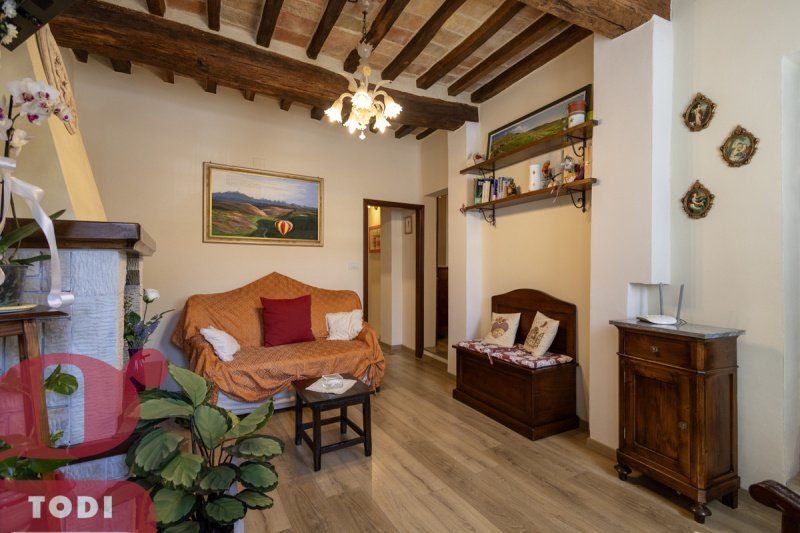 Wohnung in Todi