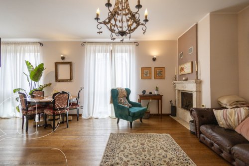 Appartamento a Todi