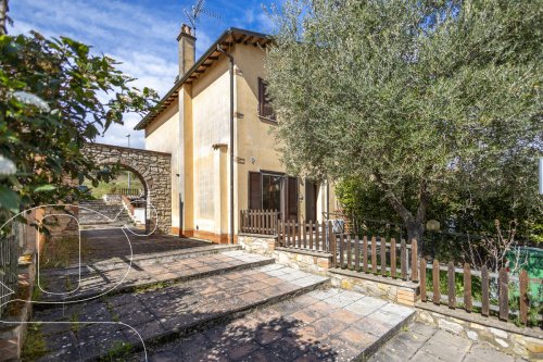 Appartamento indipendente a Monte Castello di Vibio