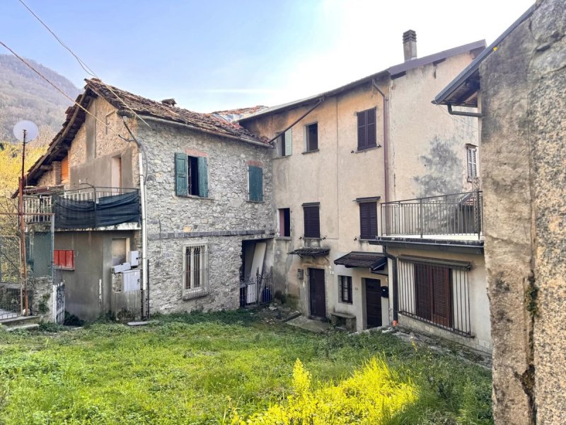 Casa histórica en Nesso