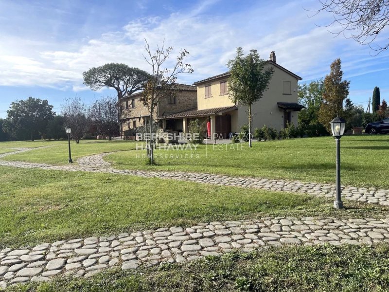 Klein huisje op het platteland in Castiglion Fiorentino