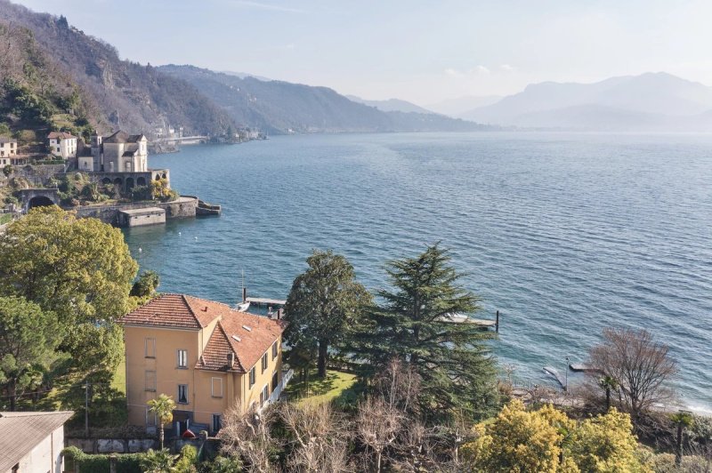 Villa i Maccagno con Pino e Veddasca