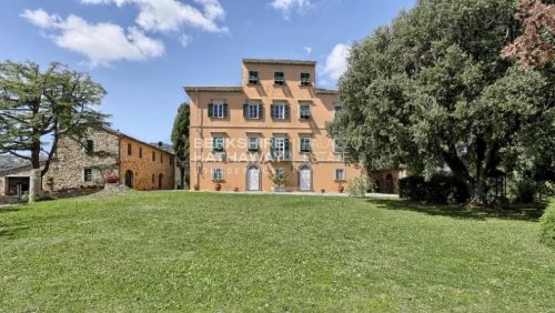 Villa à San Vincenzo