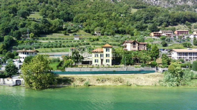 Villa à Porlezza