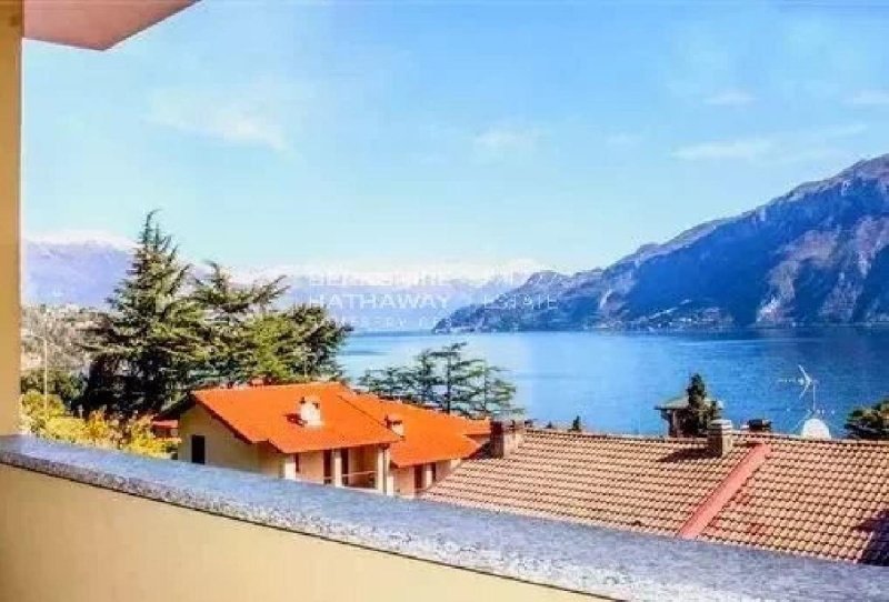 Villa à Oliveto Lario