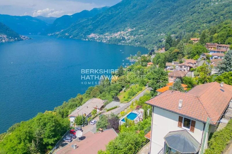 Villa i Faggeto Lario