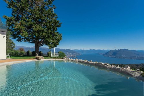 Villa in Stresa