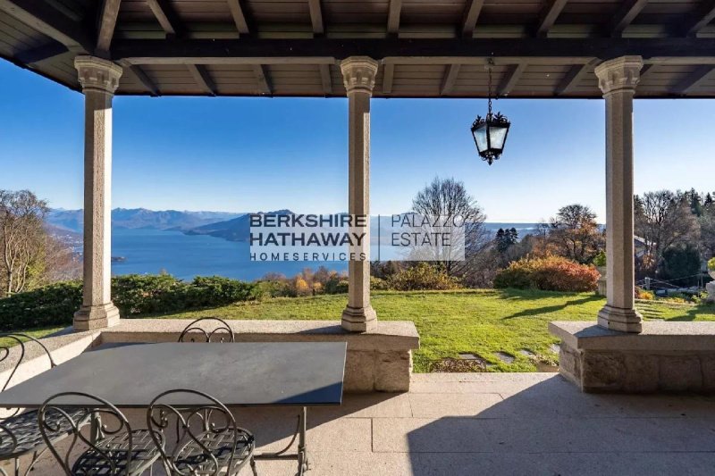 Villa in Stresa