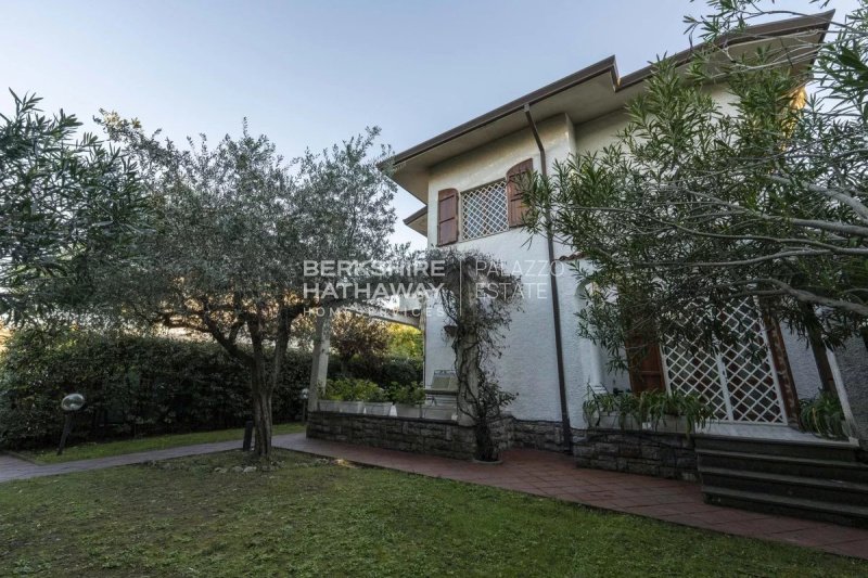 Villa in Forte dei Marmi