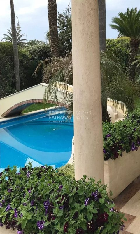 Villa in Pietrasanta