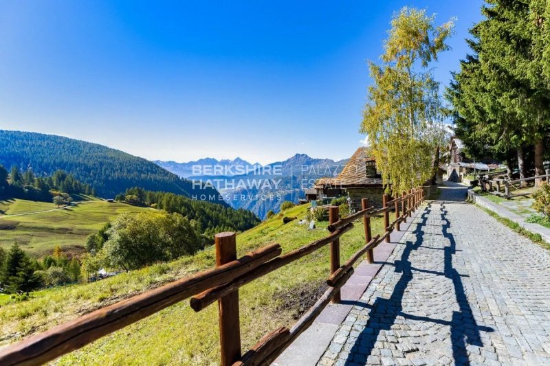 Особняк в Шамуа