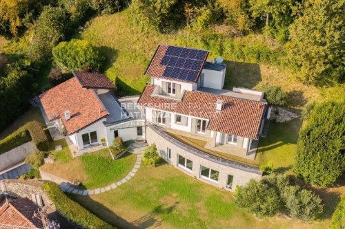 Вилла в Черноббьо