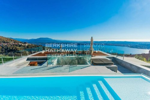 Villa in Massino Visconti