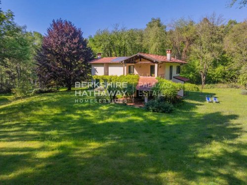 Villa en Cadrezzate con Osmate
