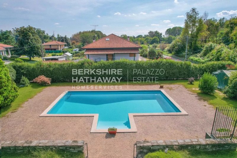 Villa a Gattico-Veruno