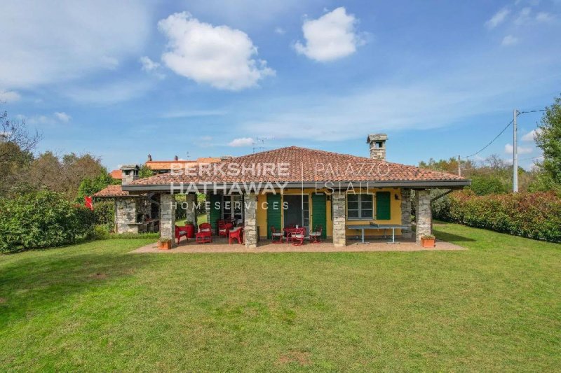 Villa a Gattico-Veruno