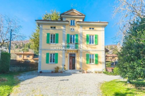 Villa à Alta Valle Intelvi