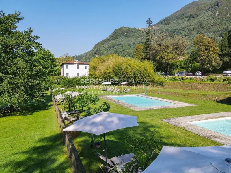 6 Bedrooms Villa for sale in Camaiore [813544] | Gate-away®