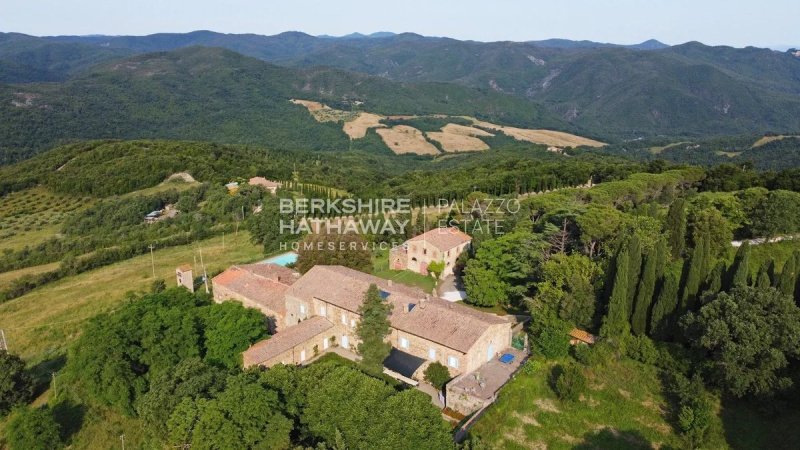 Villa in Pomarance