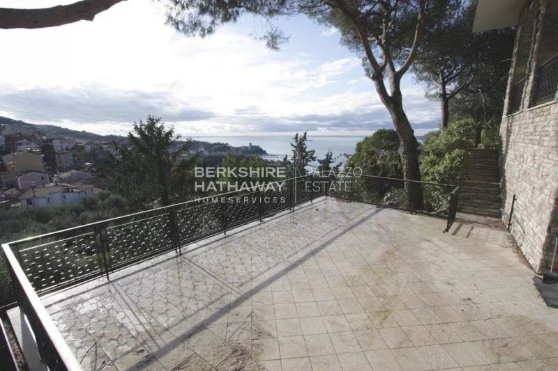 Villa in Lerici