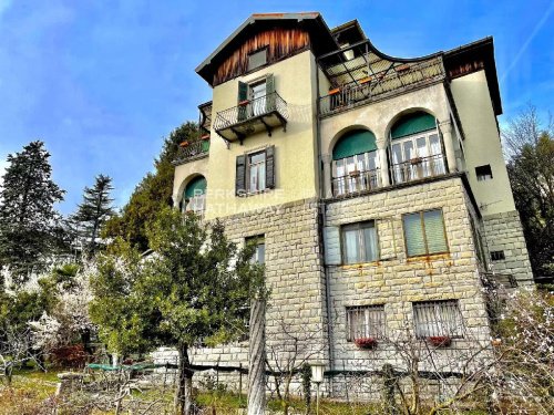 Villa in Centro Valle Intelvi