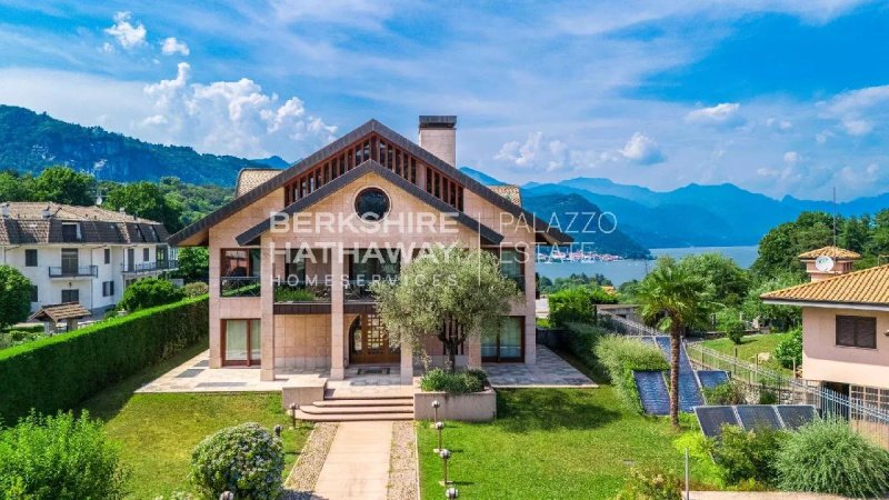 Villa in San Maurizio d'Opaglio