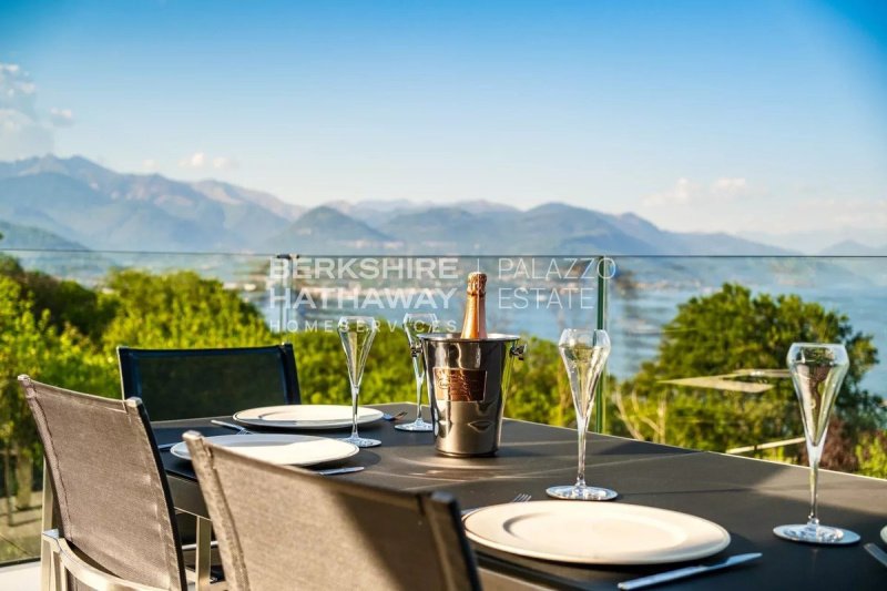 Villa in Stresa