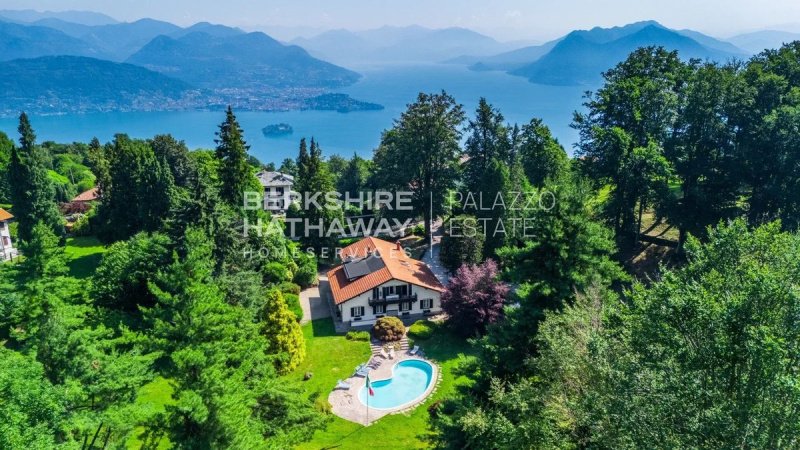 Villa a Stresa