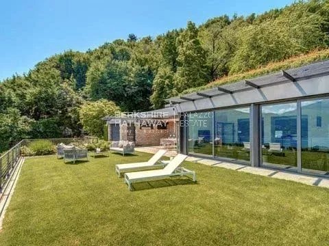 Penthouse in Menaggio