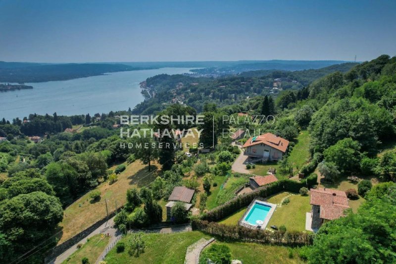 Villa à Arona