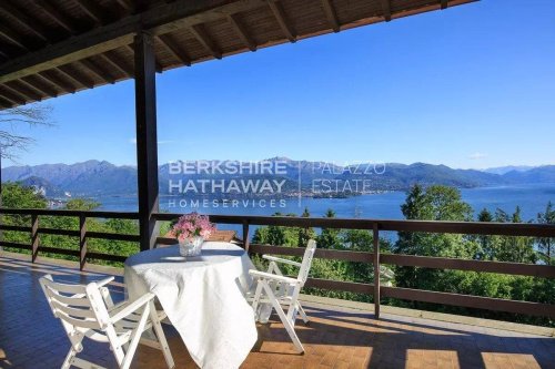 Villa in Stresa