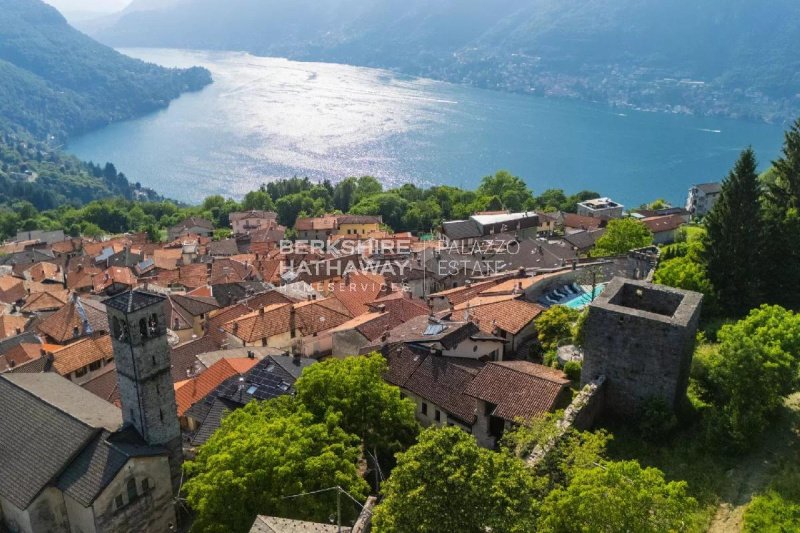 Castillo en Faggeto Lario