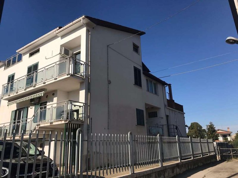 Apartamento em Atessa