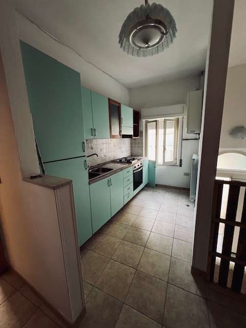 Особняк из двух квартир в Торино-ди-Сангро