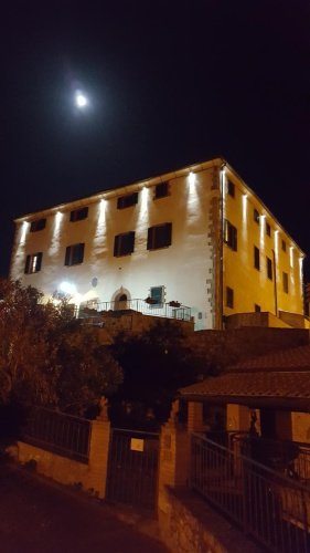 Historiskt hus i Roccastrada