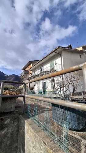 Hus på landet i Vigolo