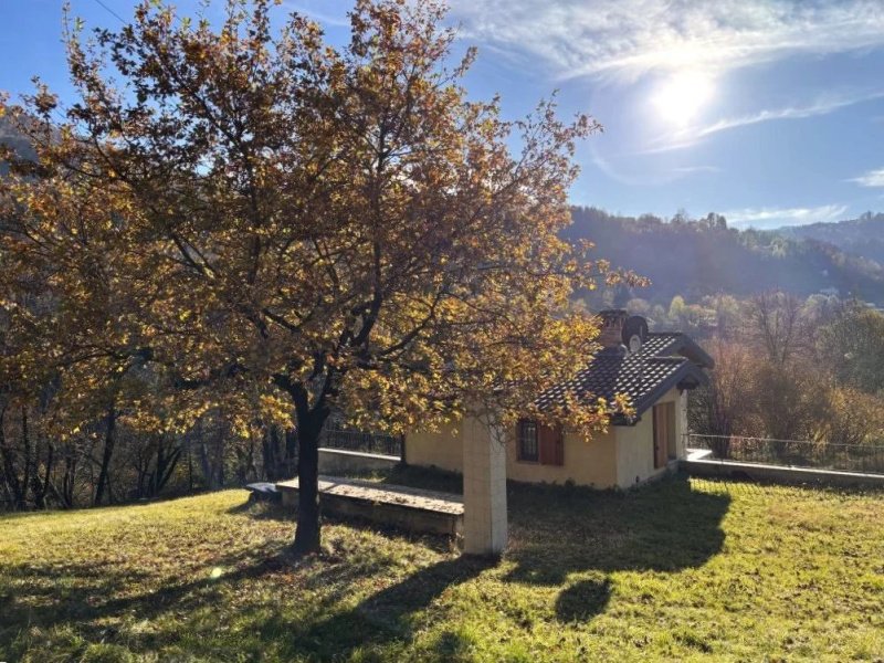 Maison individuelle à Laino
