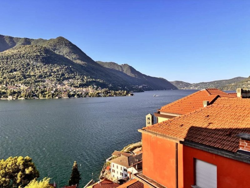 Appartamento a Carate Urio