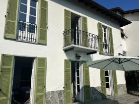 Villa in Moltrasio