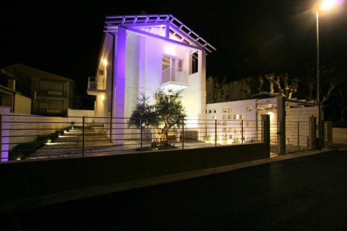 Villa a Camaiore