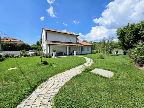 Villa in Buggiano