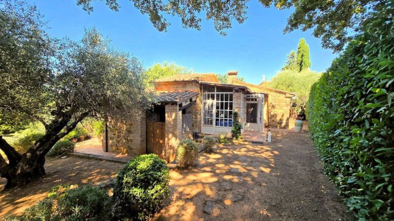 Casa di campagna a Scarlino