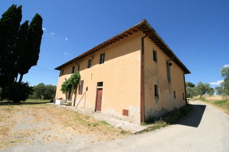 Country house in Quarrata