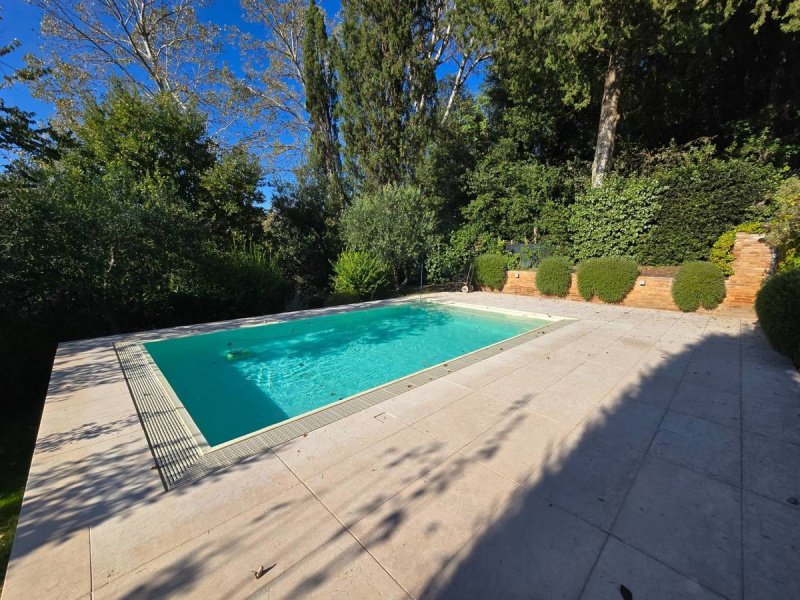 Parhus i Montopoli in Val d'Arno