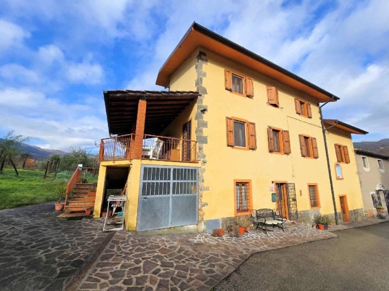 5 Bedrooms Country house for sale in Montecatini Terme [796706] | Gate-away®