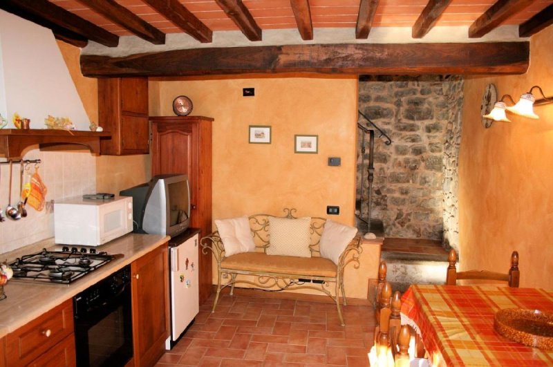 Semi-detached house in Pescia