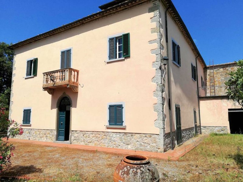 Maison de campagne à Montecatini Val di Cecina