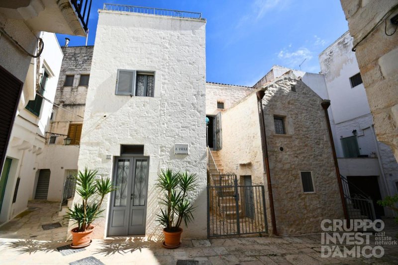 Historisches Haus in Cisternino