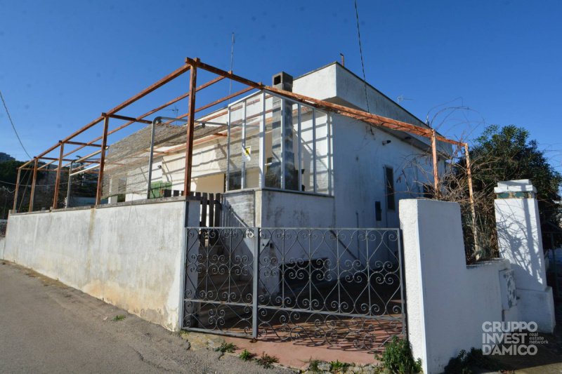 马丁纳弗兰卡乡间房屋